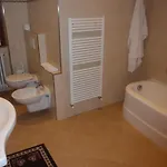 Oda ve Kahvaltı Ca Tunin
