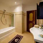 Ca Tunin Oda ve Kahvaltı 3*